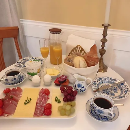 Chateau - Schloss Apart-hotel Malberg