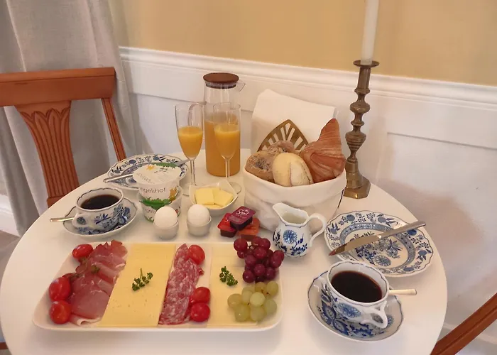 Chateau - Schloss Apart-hotel Malberg